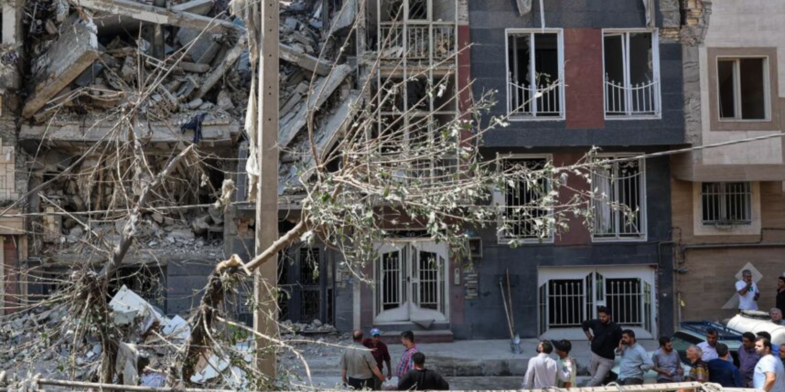 Irã ignora ultimato de Trump sobre Estreito de Ormuz