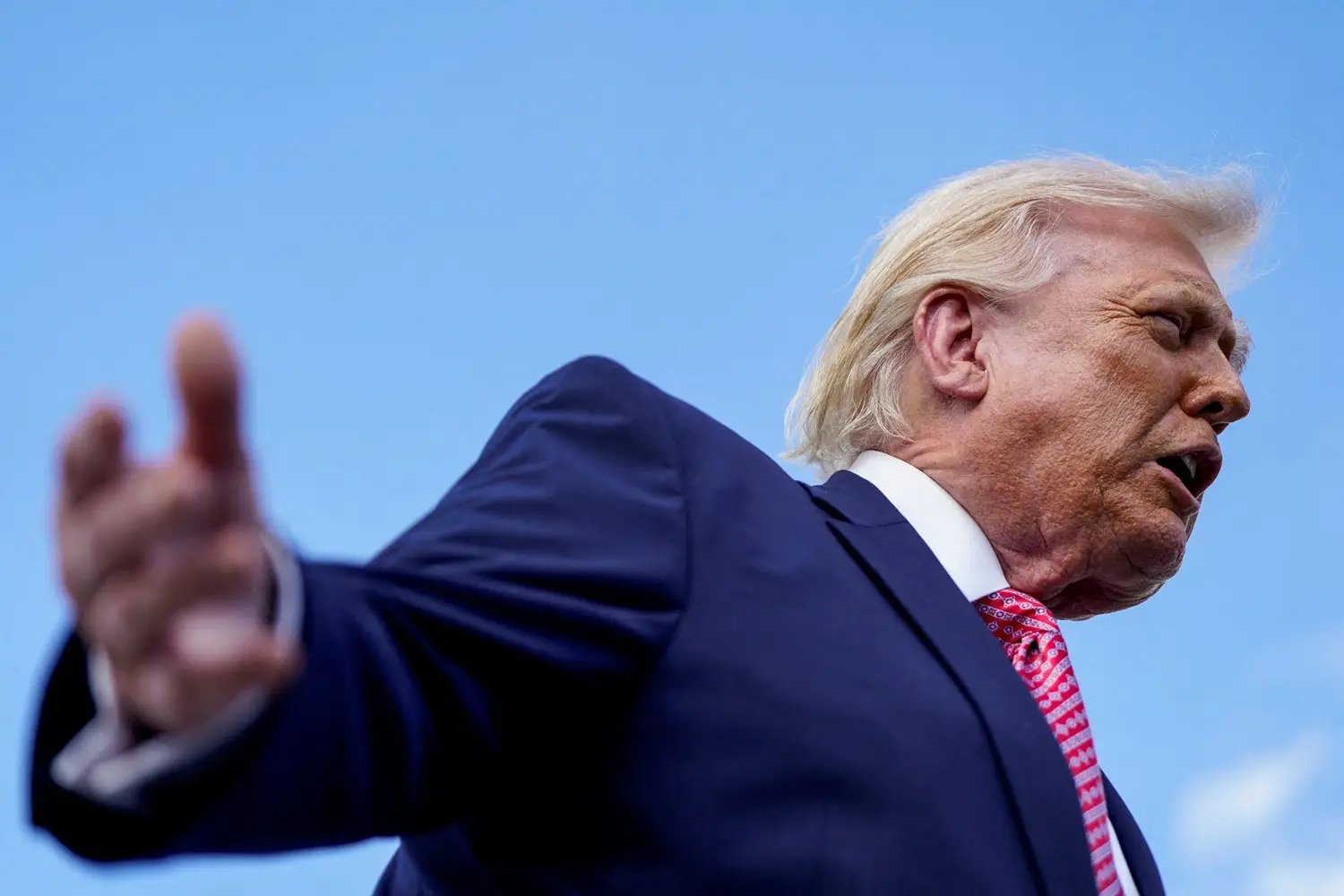 Iranianos respondem a ameaças de Trump com firmeza e estratégia