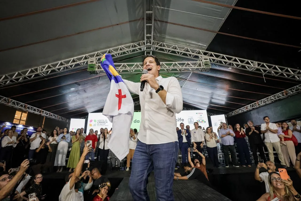 Na inauguração do Hospital da Criança, João Campos (PSB) se despede da prefeitura do Recife para ser candidato ao governo do estado