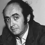 Jornalista Recebe Título de Doutor Honoris Causa em Cerimônia Especial