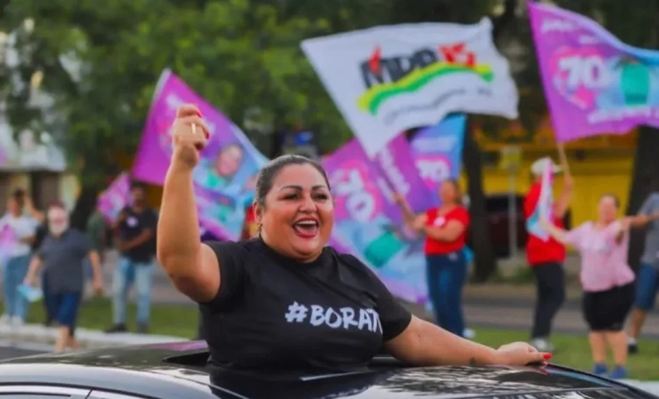 A candidata eleita Jussara Caçapava, que atua agora como prefeita interina na cidade, será diplomada no dia 7 de maio