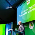 Lula defende reciprocidade após expulsão de delegado americano