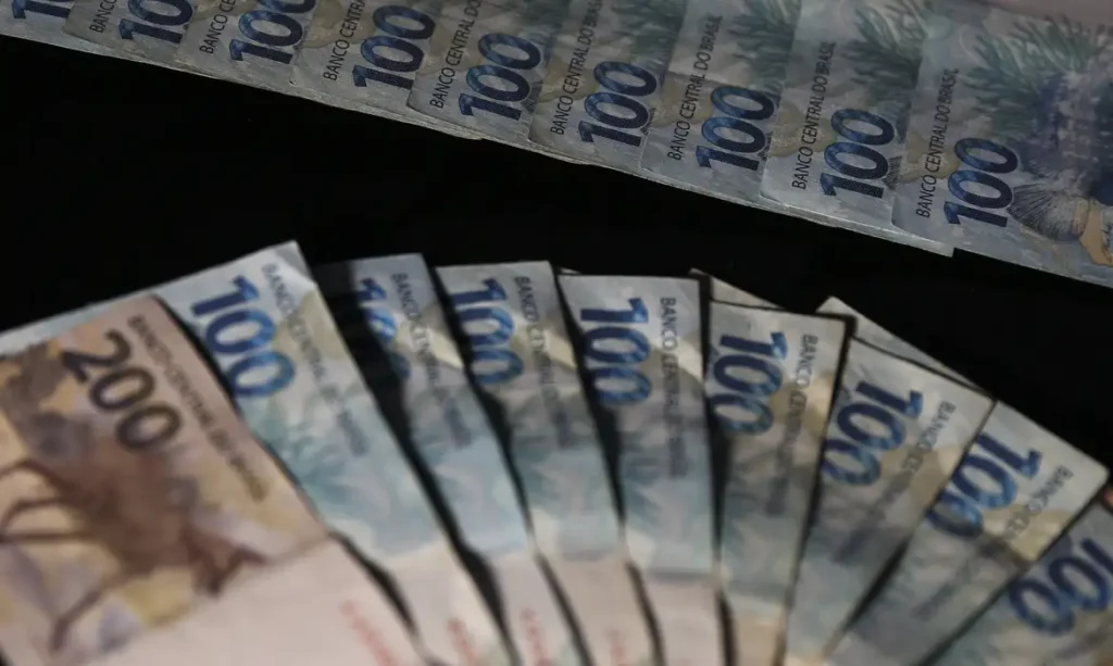 MTE Impõe Limites nas Tarifas do Crédito Consignado