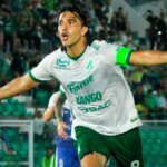 Marcelo Moreno brilha com dois gols e critica técnico da Bolívia Marcelo Moreno brilha com dois gols e critica técnico da Bolívia