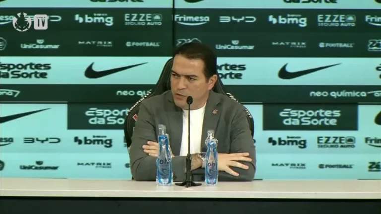 Marcelo Paz anuncia demissão de Dorival após derrota do Corinthians