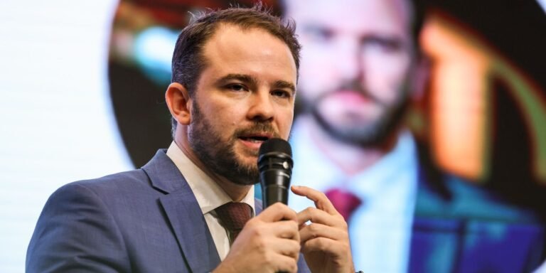 Ministro da Fazenda inicia missão internacional nos EUA e Europa