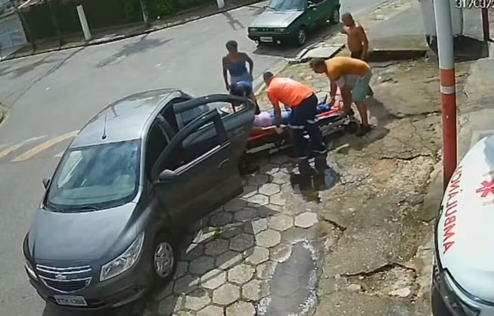 mulher é reanimada após 20 minutos em parada cardíaca em SP