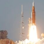 NASA inicia histórica missão lunar tripulada após 50 anos