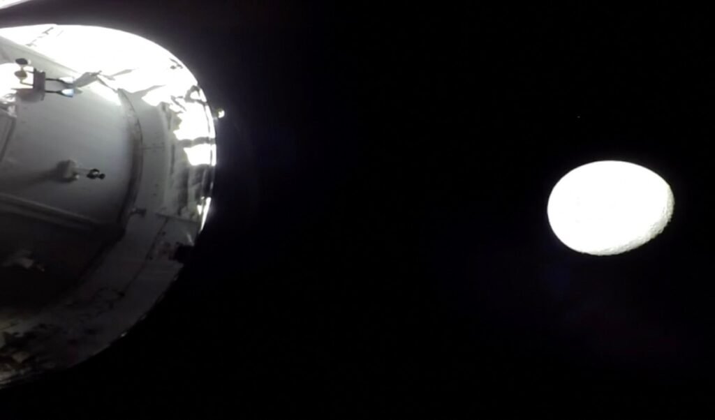 Jornada da Nasa pelo lado oculto da Lua teve a mesma duração do álbum The Dark Side of the Moon