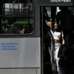 Nova lei combate abuso a mulheres no transporte público do Rio