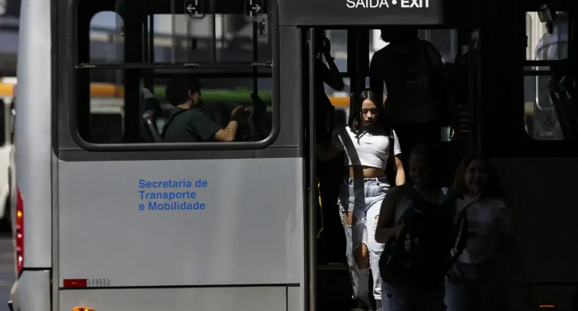 Rio terá lei contra abuso a mulheres no transporte coletivo