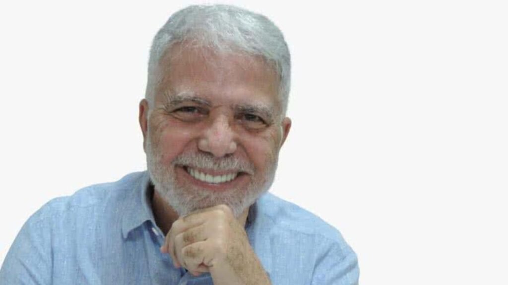 O Impacto do Narcisismo Estético na Sociedade Atual