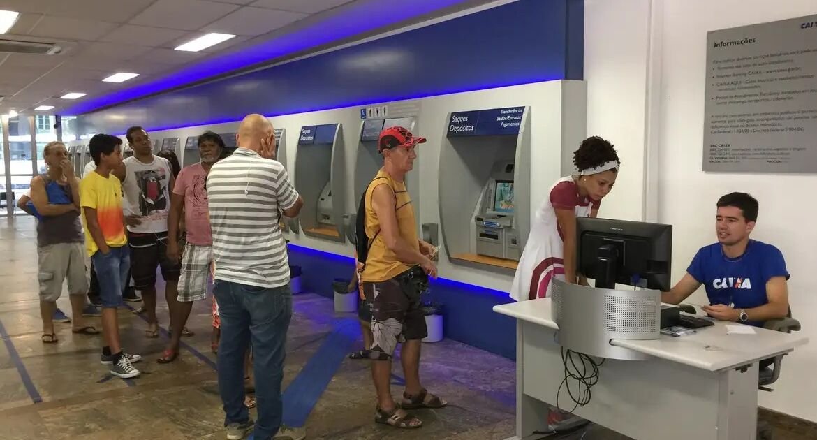 Saiba o que vai funcionar no feriadão do Dia do Trabalhador