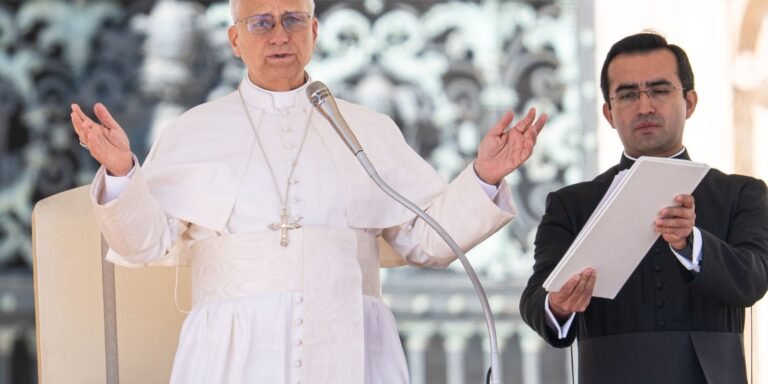 Papa clama pela paz enquanto EUA e Irã buscam acordo