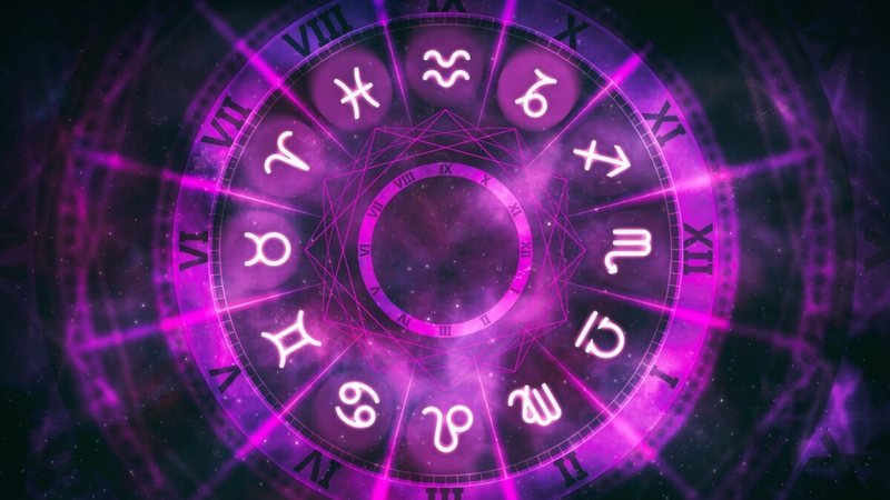 Previsões astrológicas para os 12 signos em 15 de abril de 2026