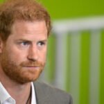 Príncipe Harry garante permanência na família real britânica