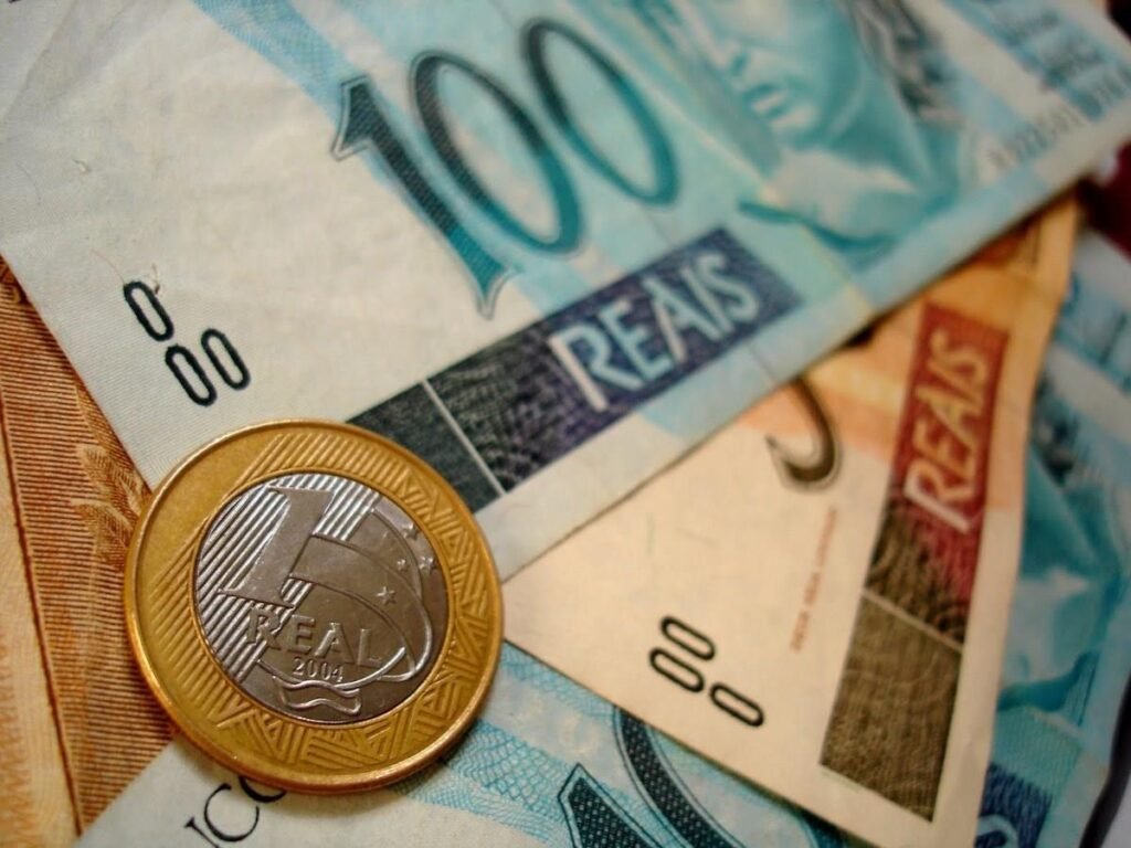 Focus: mediana de IPCA 2026 passa de 4,31% para 4,36%, abaixo do teto da meta de inflação