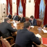 Putin e chanceler iraniano discutem paz no Oriente Médio