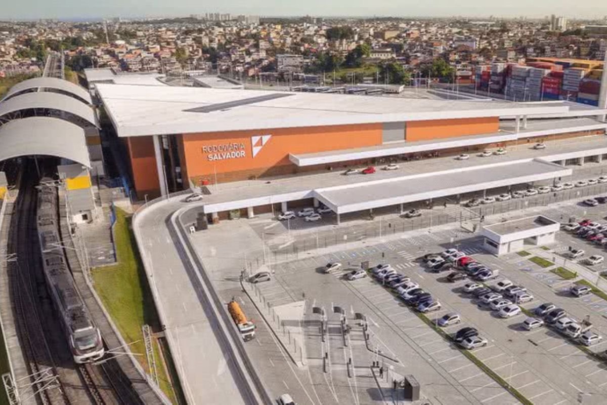 Queixas de mototaxistas marcam nova rodoviária de Salvador