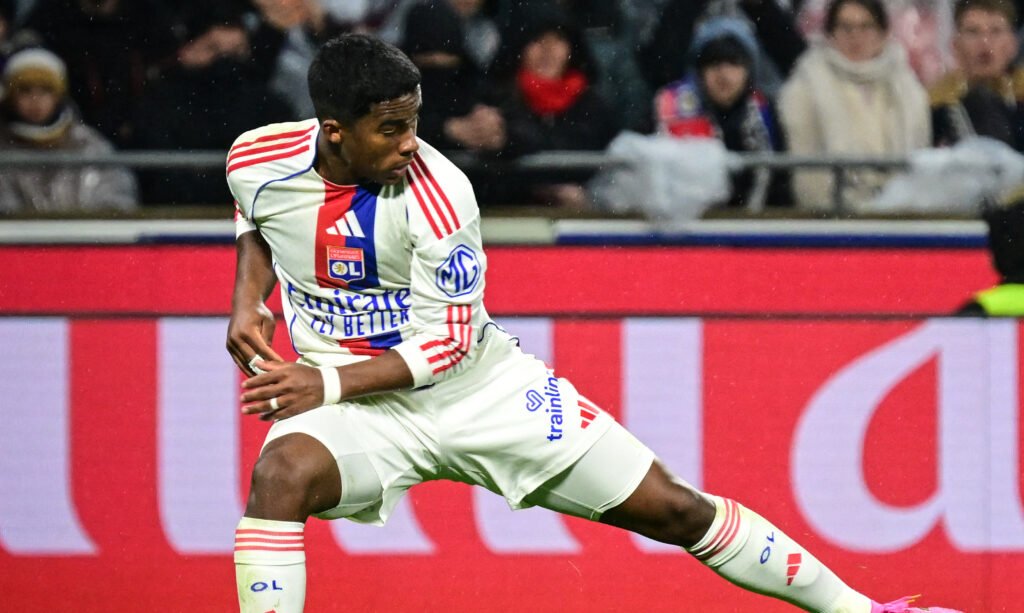 Real Madrid descarta vendas de Endrick na próxima janela de transferências