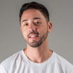 Rico Melquiades se une ao PSDB e promete plásticas gratuitas