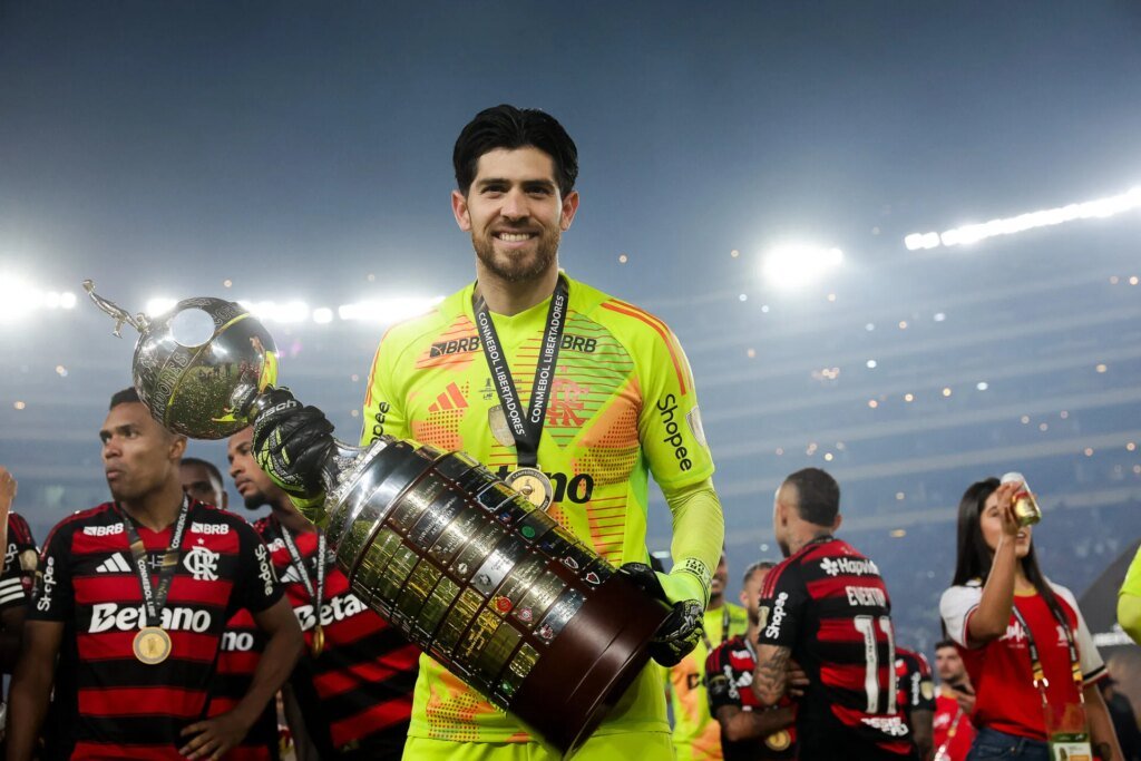Rossi destaca a diferença crucial entre Jardim e Filipe Luís