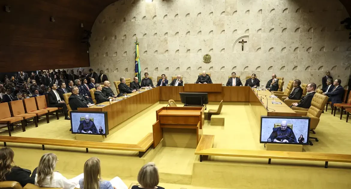 STF tem três votos para derrubar lei de SC que proibiu cotas raciais