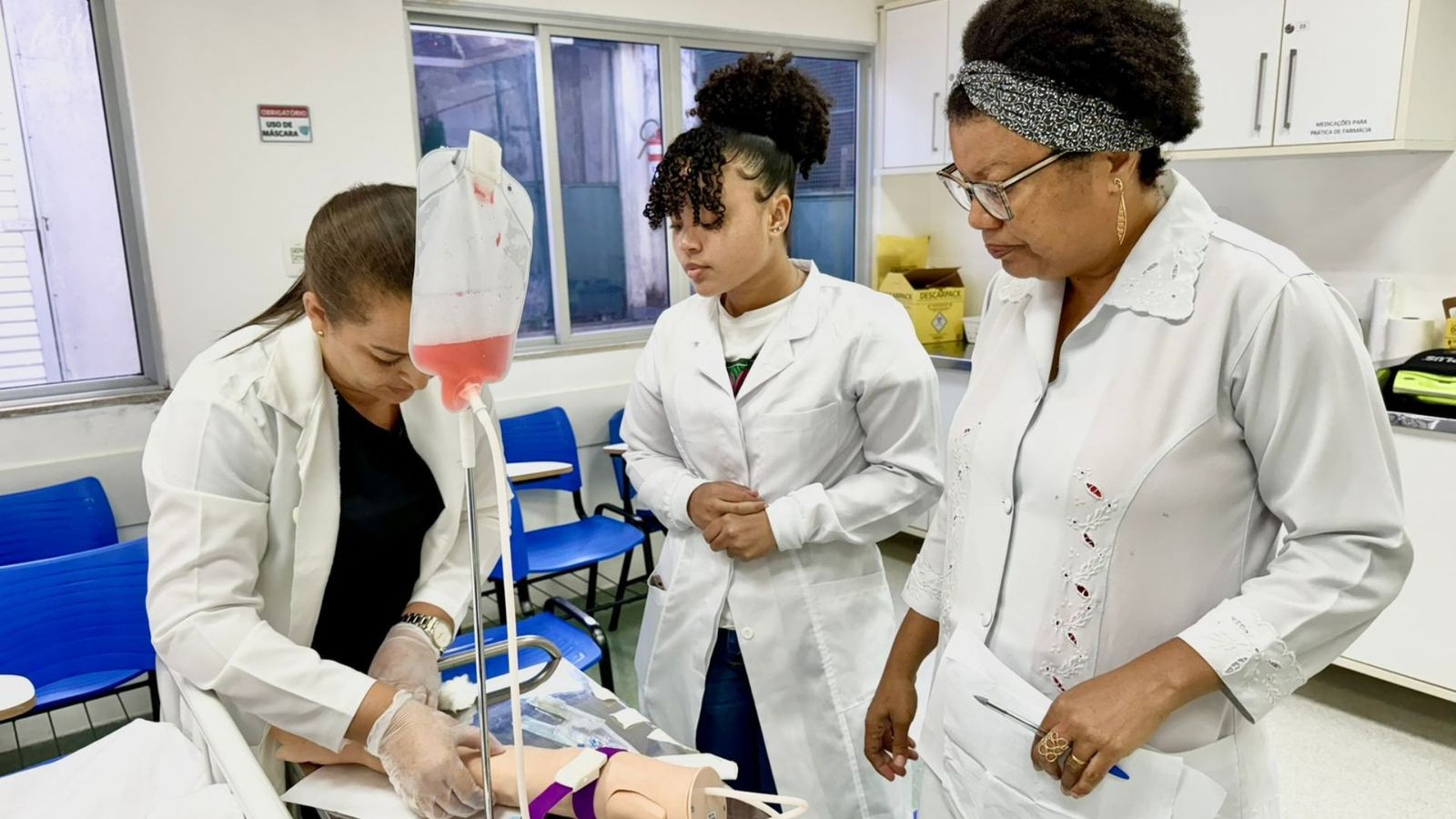 Salvador: 120 bolsas integrais em cursos profissionalizantes disponíveis!