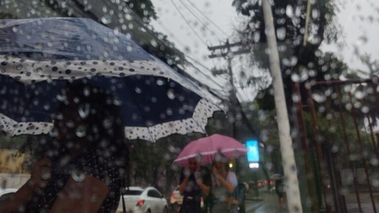 Salvador em Alerta: Chuvas Intensificam Risco de Inundações