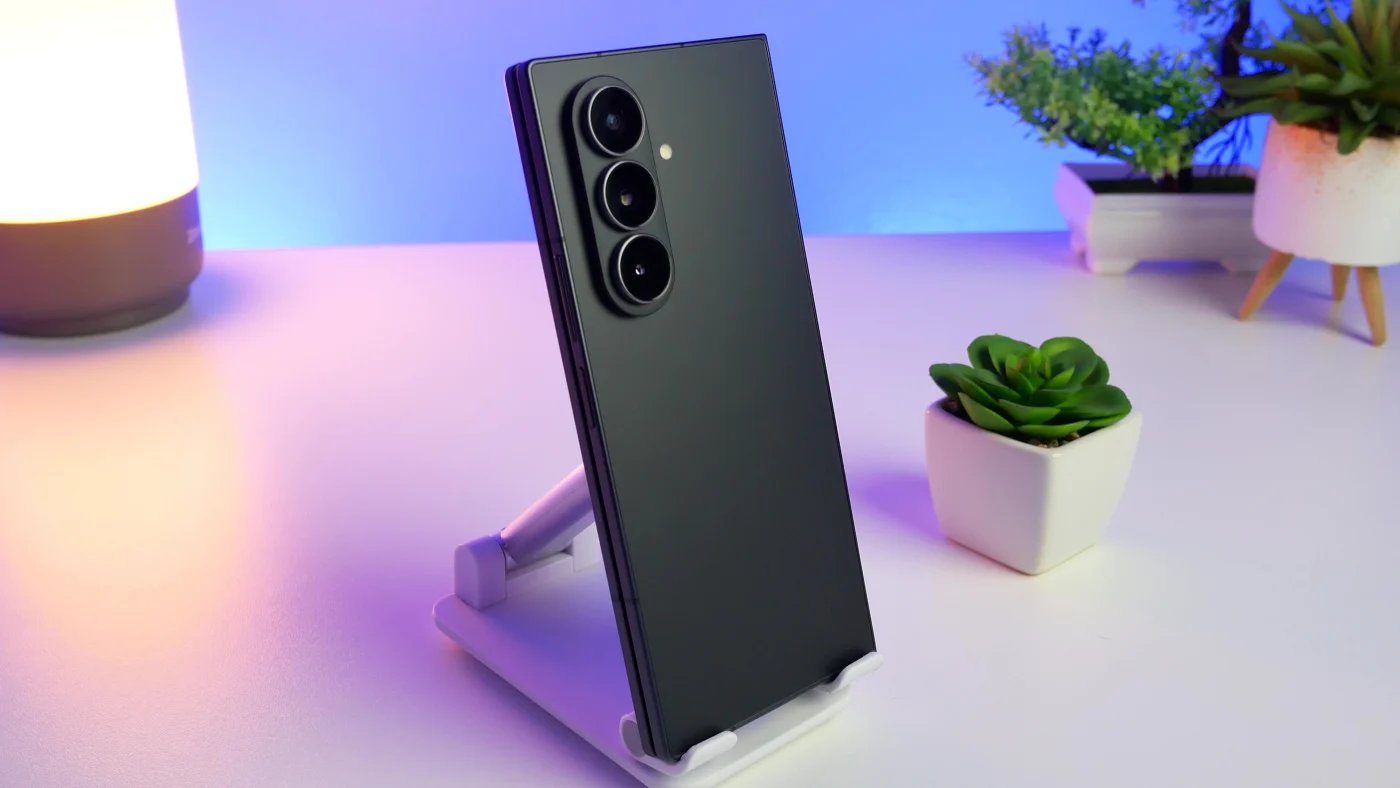 Samsung lança Beta 3 do One UI 8.5 para Galaxy Z Fold7 e Flip7