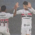 São Paulo vence Boston River e avança na Sul-Americana São Paulo vence Boston River e avança na Sul-Americana