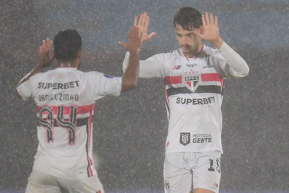 São Paulo vence Boston River e avança na Sul-Americana