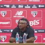 São Paulo vence Boston River em estreia sob chuva e estádio vazio São Paulo vence Boston River em estreia sob chuva e estádio vazio