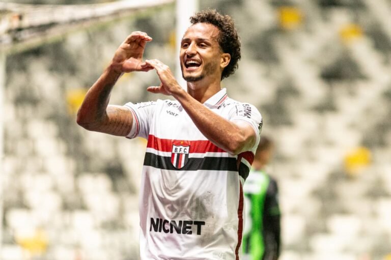 Série B: Como e onde assistir à 3ª rodada neste domingo