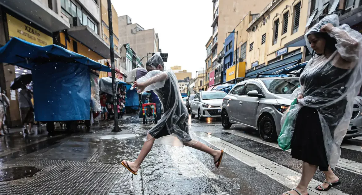 Sexta-feira da Paixão terá nuvens e chuvas isoladas em parte do País