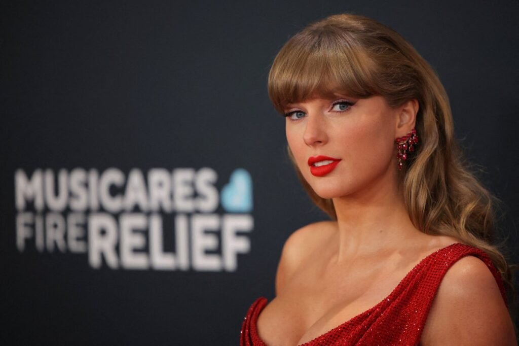 Taylor Swift busca proteção contra deepfakes de IA em registro