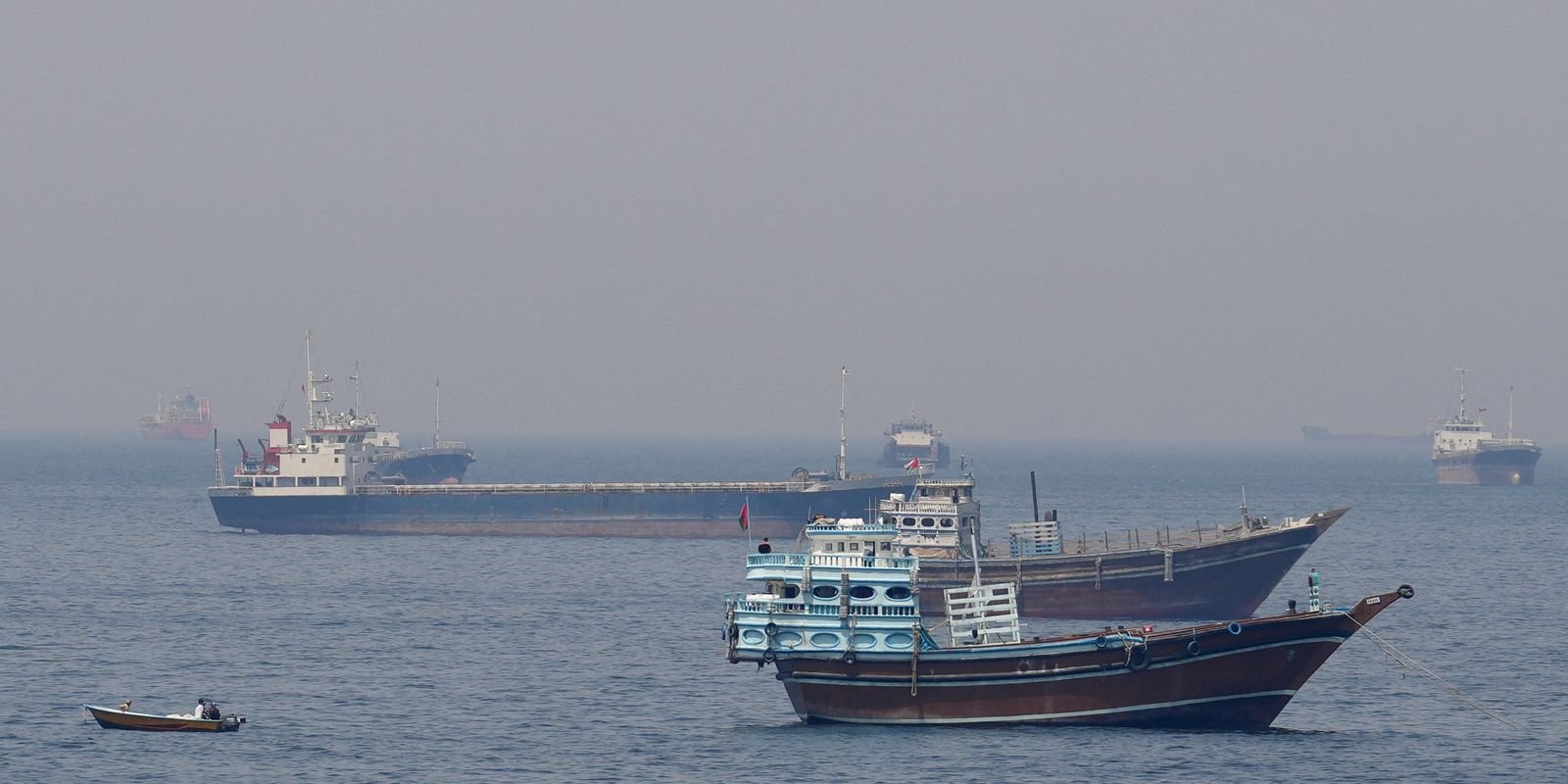 Teerã Revela Proposta Inovadora para Reabrir Estreito de Ormuz