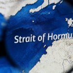 Tráfego marítimo em Ormuz enfrenta estagnação total