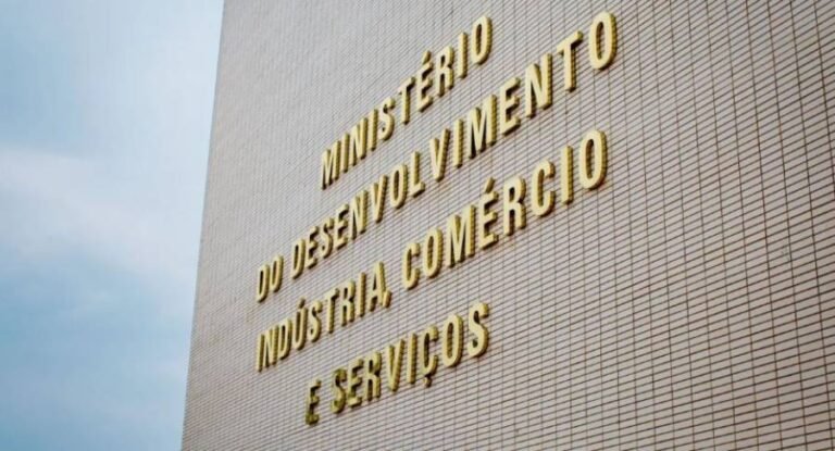 MDIC e CGU debatem transparência em gestão de patentes públicas