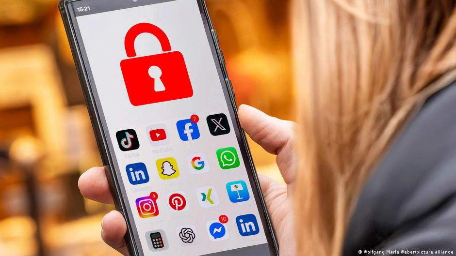 Turquia sanciona lei que restringe adolescentes em redes sociais