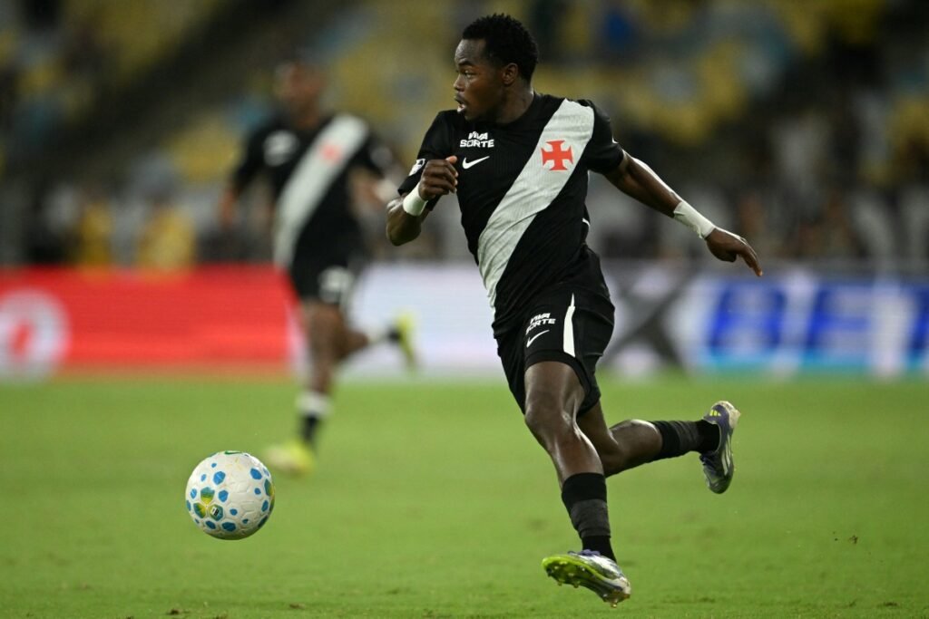 Vasco sai na frente, mas cede empate ao Remo no Mangueirão