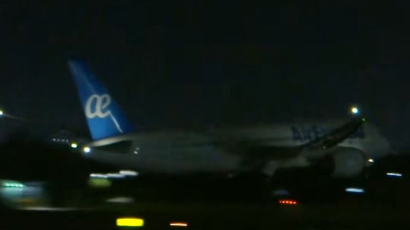 Voo em Salvador arremete e evita tragédia; assista ao vídeo