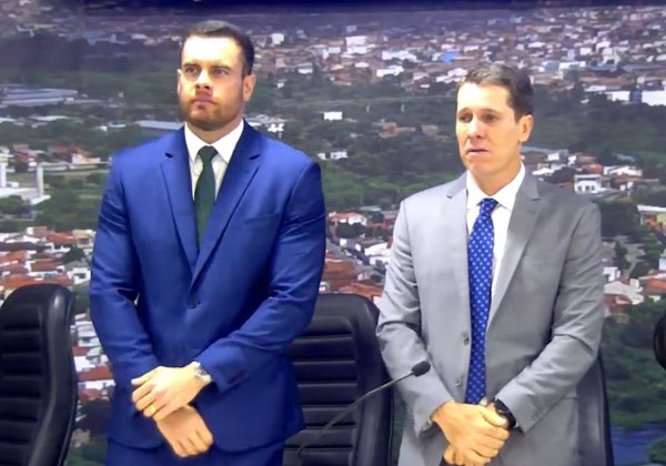 Zé Cocá renuncia e sobrinho assume cargo em Jequié até 2028