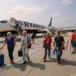 Conflito no Irã afeta companhias aéreas e férias na Europa