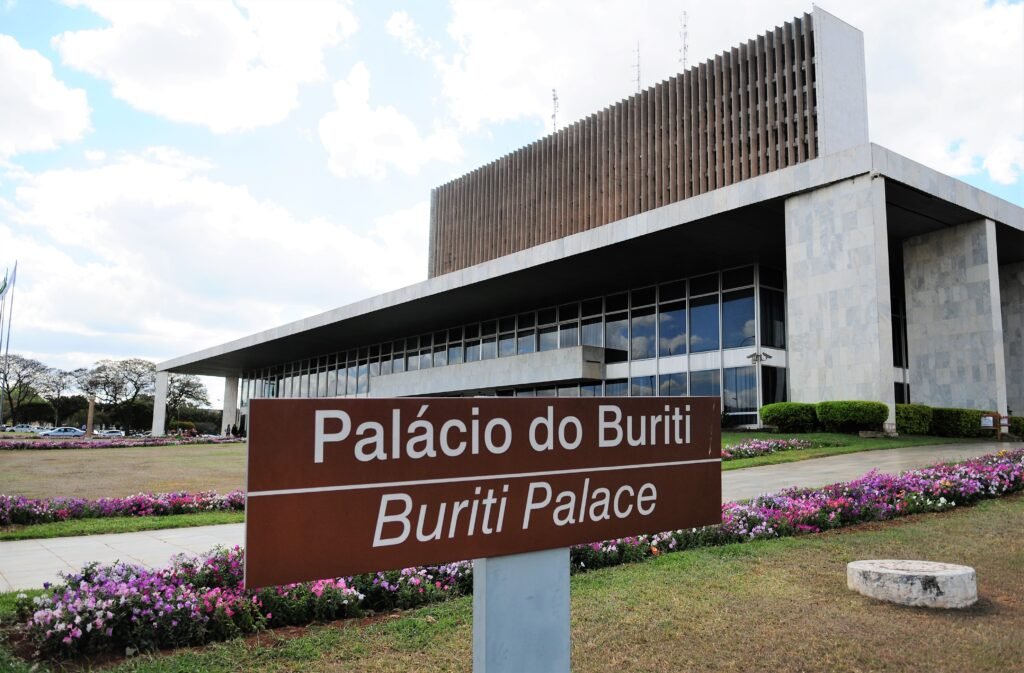 DF precisa de reformas urgentes para evitar risco fiscal, dizem especialistas