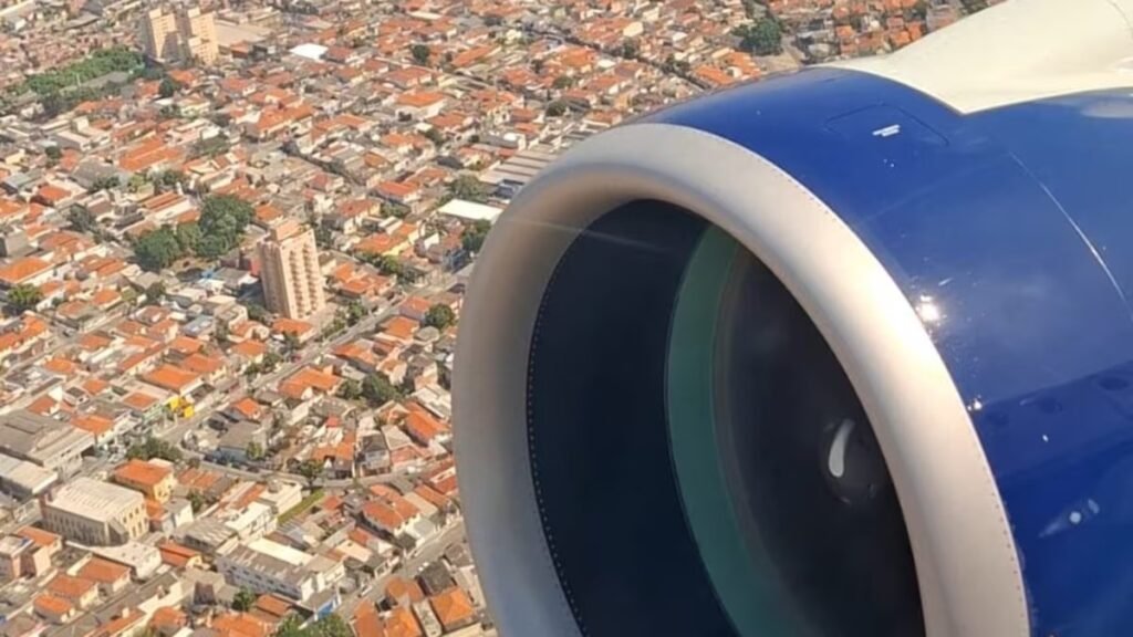 FAB investiga aviões que ficaram a poucos metros de distância durante decolagem em Congonhas