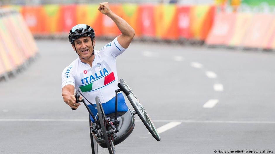 Falece Alex Zanardi, ícone da F1 e campeão paralímpico, aos 59 anos