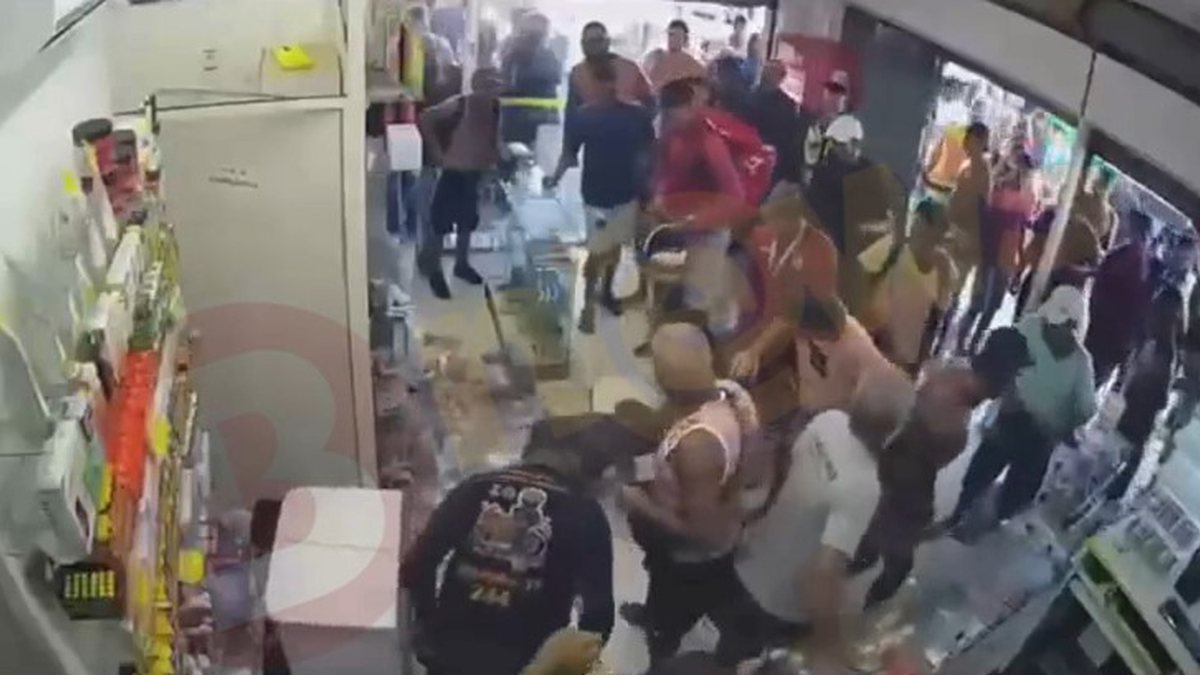 Homem é linchado após assalto com refém em Salvador