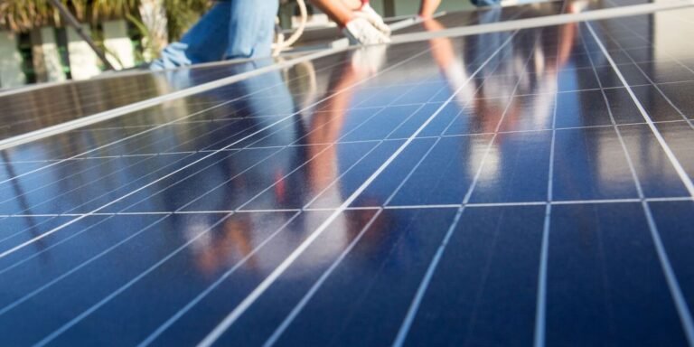 Investimentos em energia solar ultrapassam R$ 300 bilhões no Brasil