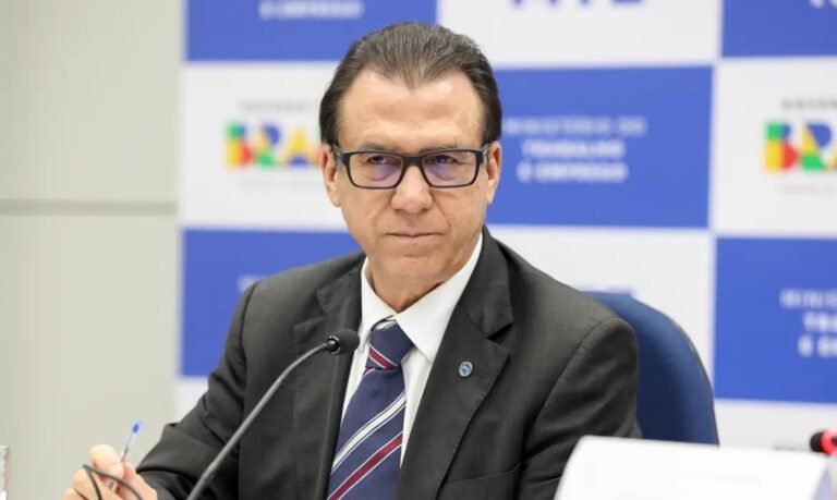 Marinho: deputados precisam encarar projetos do fim da 6×1 e de trabalhadores por app